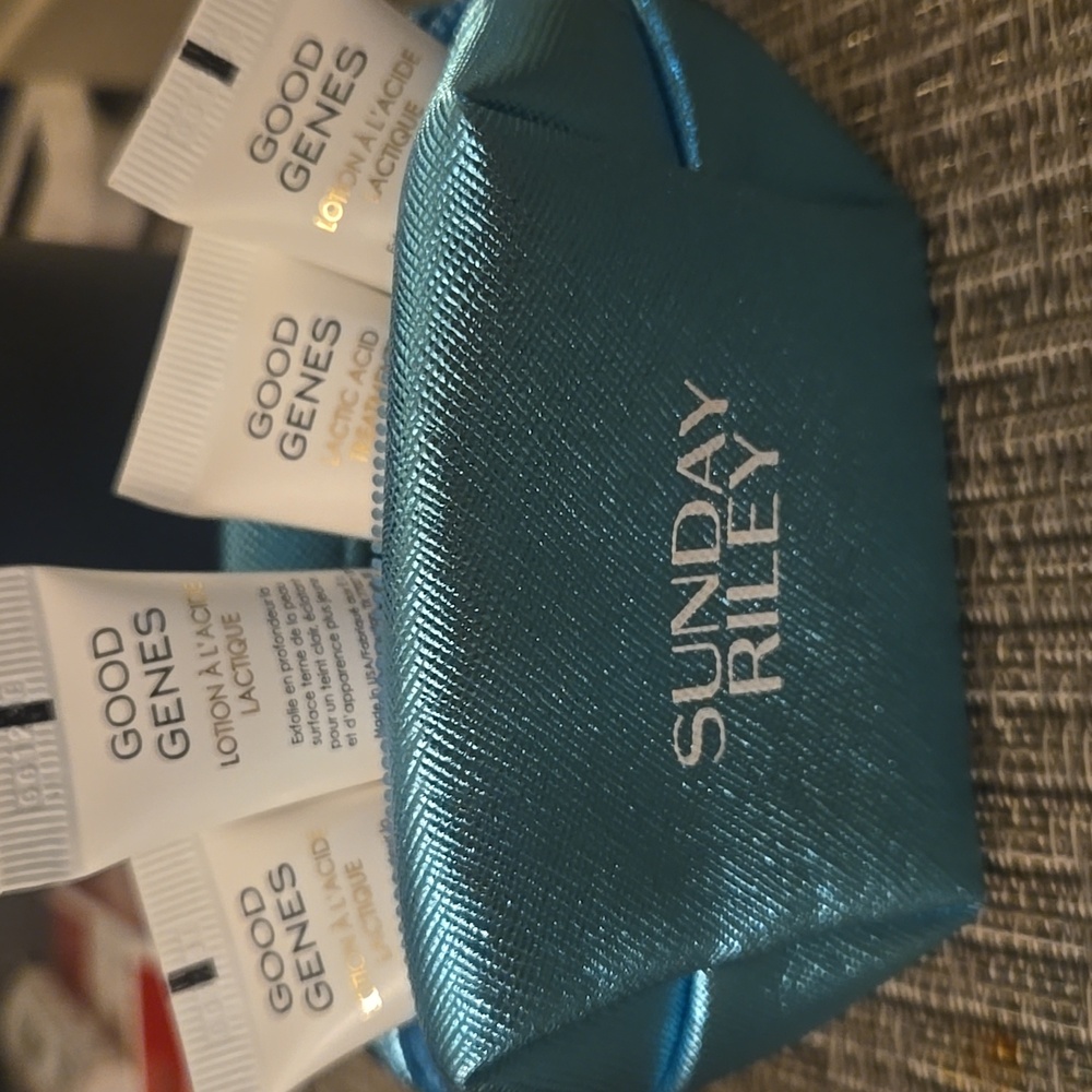 NEW SUNDAY RILEY Good Genes Lactic Acid Treatment.  4×5ml Tubes